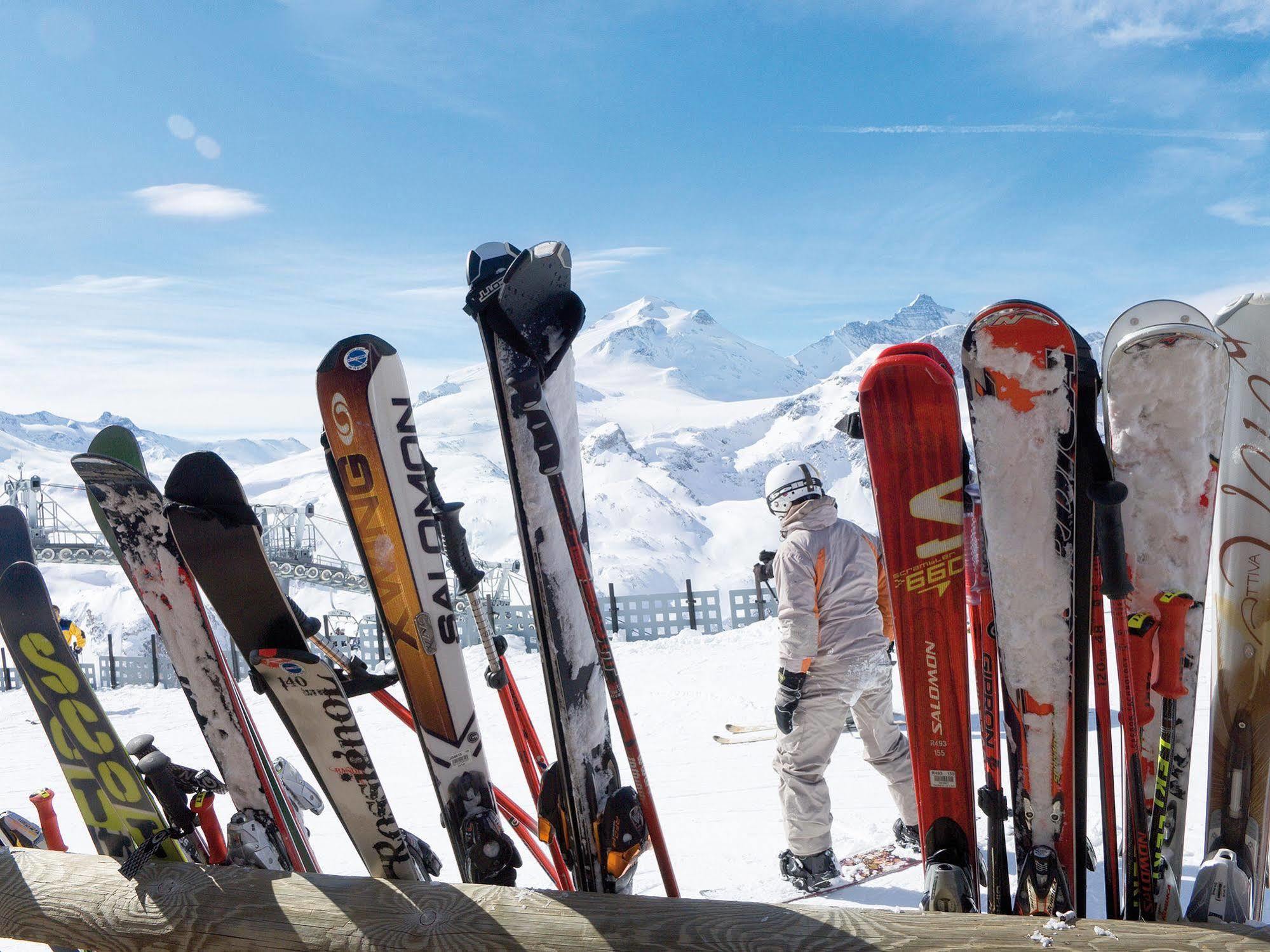 Aiguille Percée Hotel