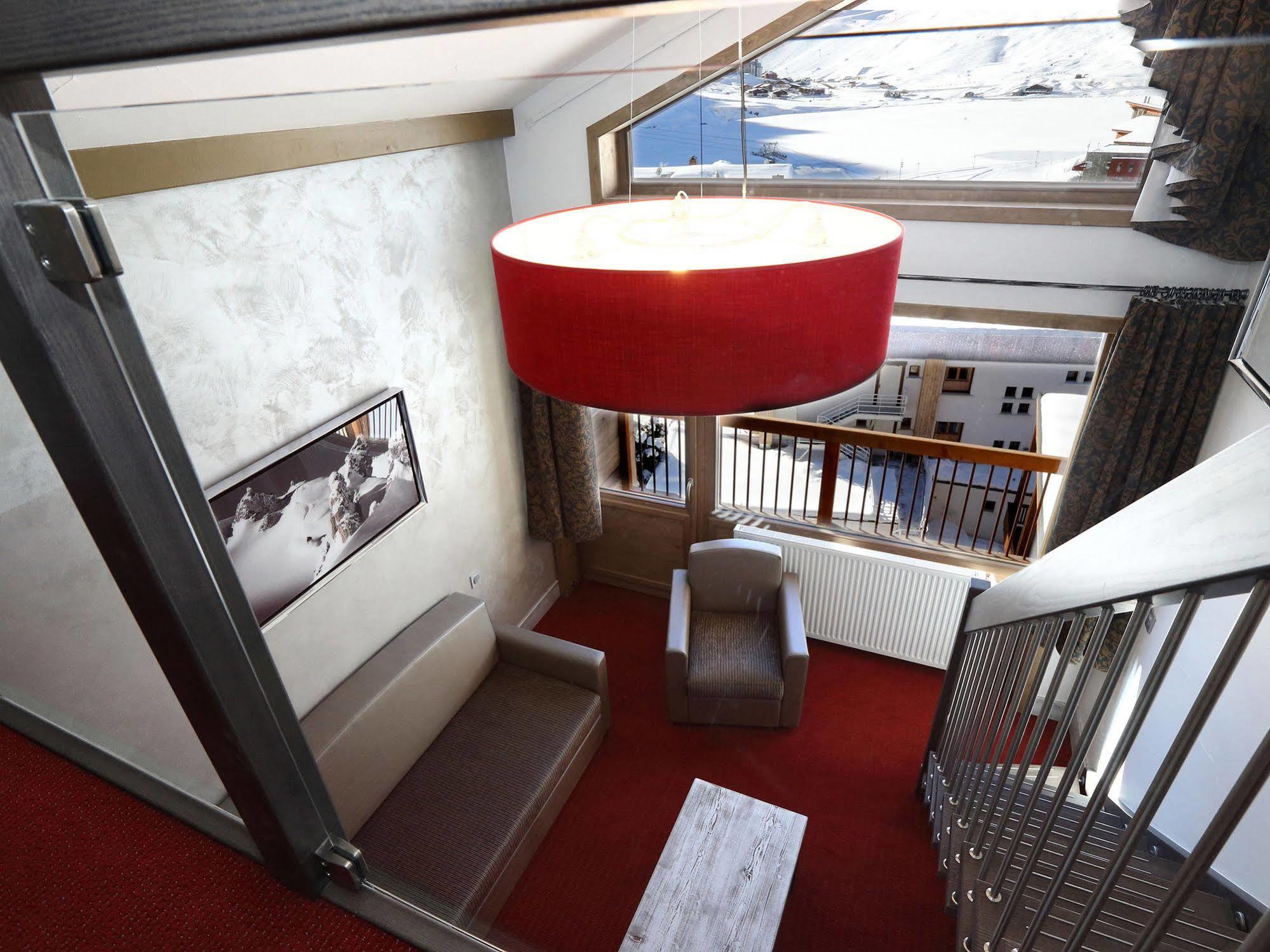 Hotel L'Aiguille Percee 3*